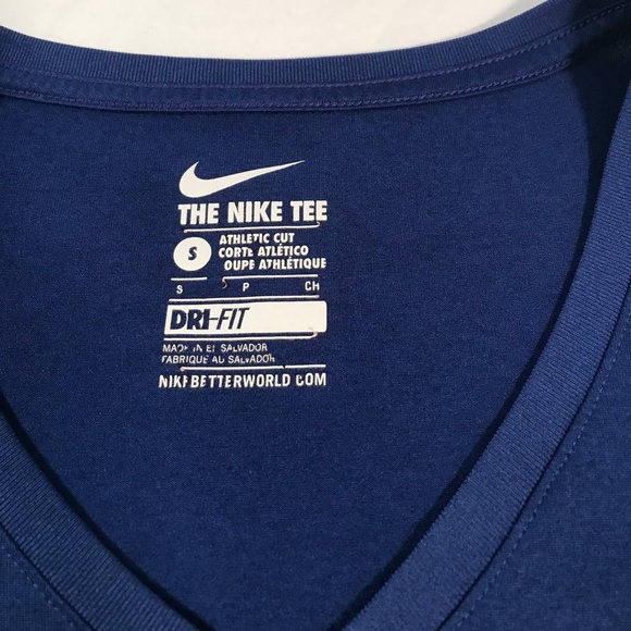 Nike Dri-Fit Shirt - Picture 3 of 5
